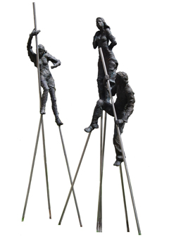 Stelzenläufer, Bronzeskulpturen in München von Norbert Marten, Westerstede